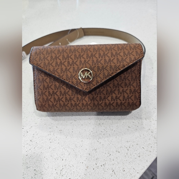 Michael Kors Brown Mini Bag - Picture 7 of 9